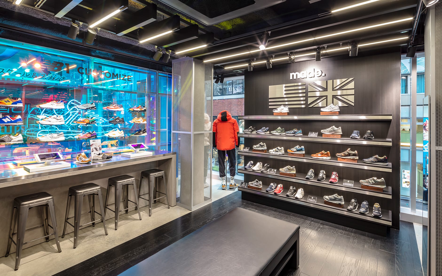 New Balance Fukuoka Store